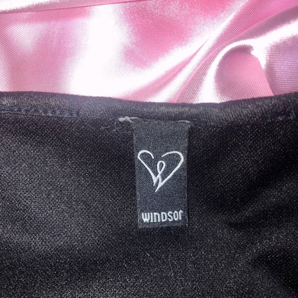 Windsor Sexy lace top - Picture 9 of 10